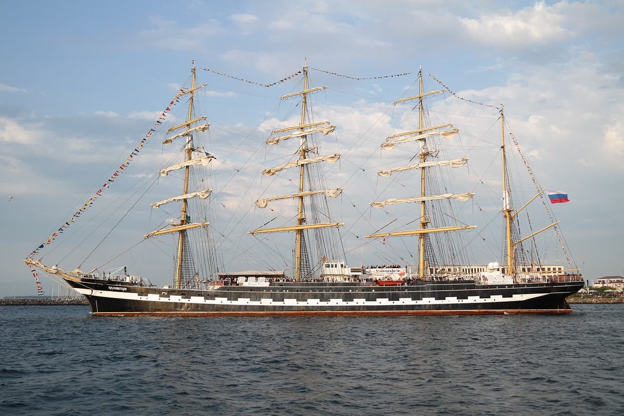 Successful stories require change and movement, traversing the entire value scale.